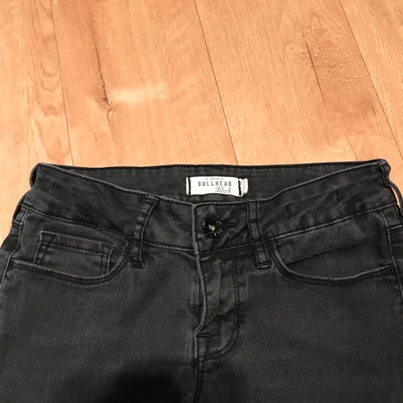 Bullhead Black Denim Jeans - Picture 3 of 5